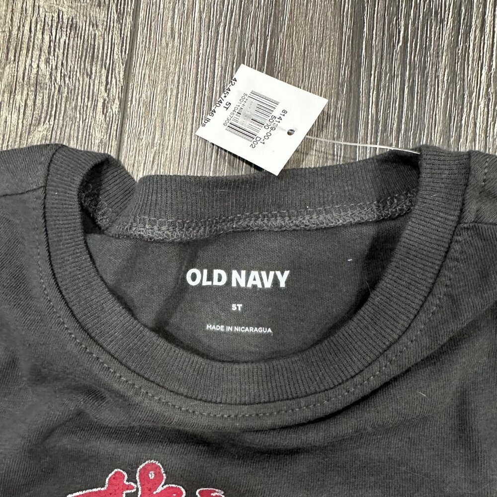 Old Navy Dark Grey Classic Rolling Stones 'tongue and lips' T-Shirt, Size 5T - Picture 2 of 3